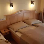 豪斯忙索拉公寓 公寓 *