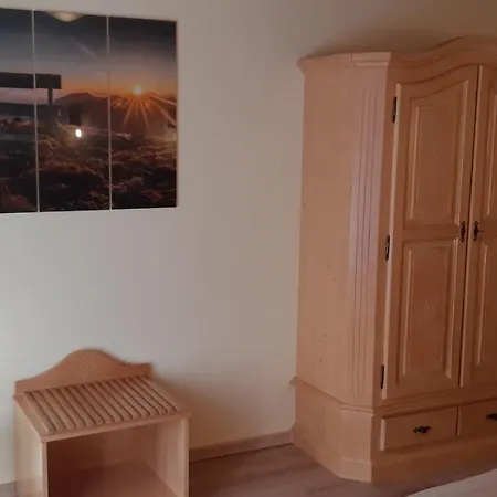 Haus Mansaura Apartment *