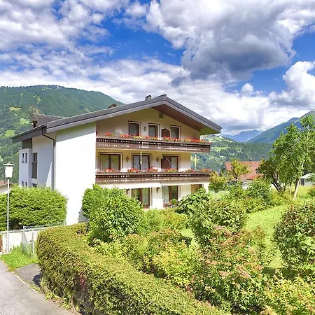 Haus Mansaura Apartment *